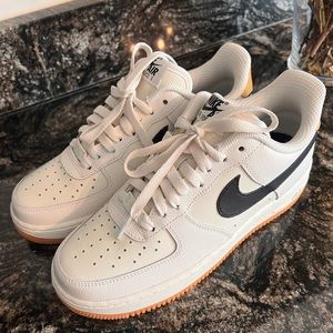 (NWT) Nike Air Force 1s